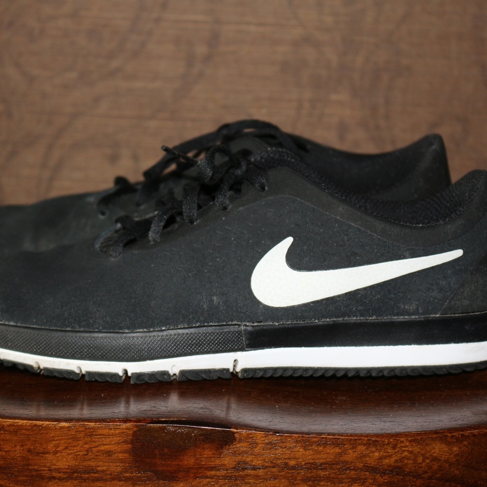 Nike SB Black Size 9